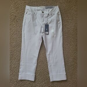 Jennifer Lopez Off-White Cropped Ankle Jeans with Rolled Raw Hem